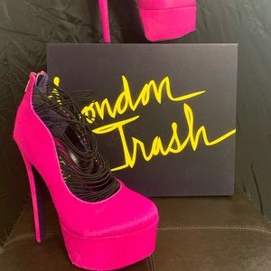 8.5 new pink fuschia furry heels